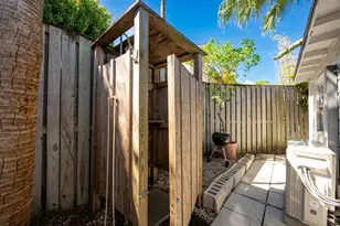 912 James St, Key West, FL 33040 - Photo 25