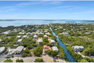 3686 Gulfstream Street, Big Pine Key, FL 33043 - Photo 3