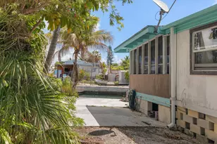 282 Scorpio Ln, Geiger Key, FL 33040 - Photo 15
