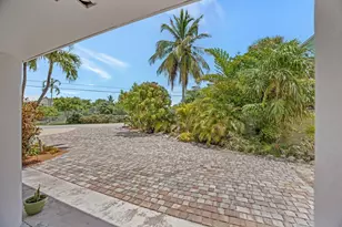 9 Jade Dr, Big Coppitt, FL 33040 - Photo 11