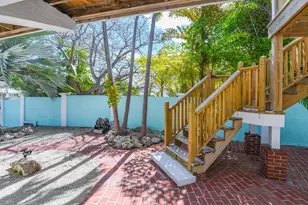 667 E Caribbean Dr, Summerland Key, FL 33042 - Photo 27