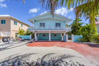 667 E Caribbean Drive, Summerland Key, FL 33042 - Photo 3