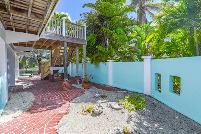 667 E Caribbean Drive, Summerland Key, FL 33042 - Photo 41