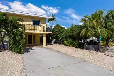 391 10th Street, Key Colony, FL 33051 - Photo 9