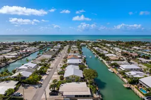 391 10th St, Key Colony, FL 33051 - Photo 47