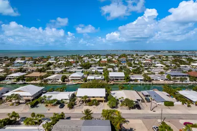 391 10th Street, Key Colony, FL 33051 - Photo 3