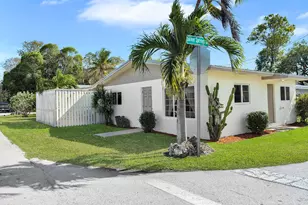 62 Silver Springs Dr, Key Largo, FL 33037 - Photo 1