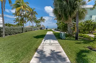 1101 W Ocean Dr, Key Colony, FL 33051 - Photo 35
