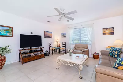 1101 W Ocean Drive #24, Key Colony, FL 33051 - Photo 3