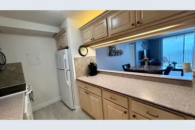 88500 Overseas Highway #APT 422, Plantation Key, FL 33070 - Photo 7
