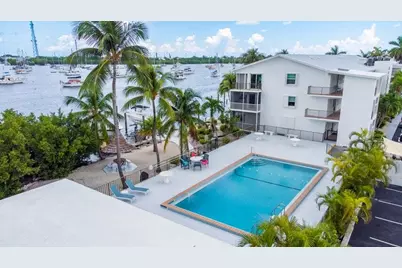 1217 Sombrero Boulevard #31, Marathon, FL 33050 - Photo 3