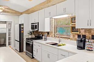1320 6th St, Key West, FL 33040 - Photo 23