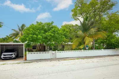 1320 6th Street, Key West, FL 33040 - Photo 1
