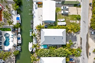 27416 Cayman Lane, Ramrod Key, FL 33042 - Photo 35