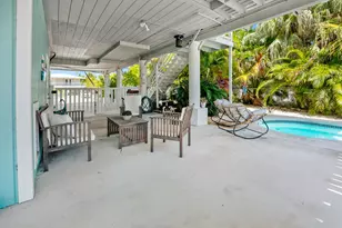 27416 Cayman Ln, Ramrod Key, FL 33042 - Photo 25