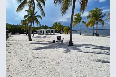 108 W Avenue A, Key Largo, FL 33037 - Photo 13