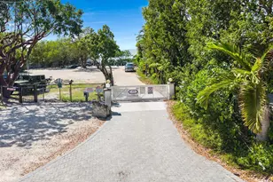 247 Apache St, Plantation Key, FL 33036 - Photo 65