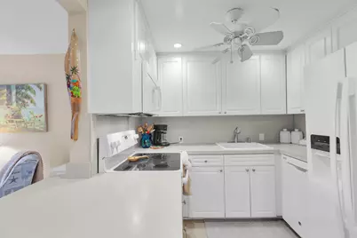1101 W Ocean Drive #32, Key Colony, FL 33051 - Photo 11