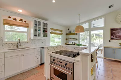 637 E Caribbean Drive, Summerland Key, FL 33042 - Photo 13