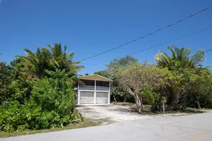 27059 Old State Rd 4a, Ramrod Key, FL 33042 - Photo 3