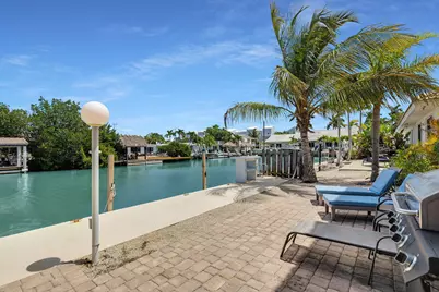 180 9th Street, Key Colony, FL 33051 - Photo 17