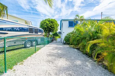 421 Ixora Drive, Big Pine Key, FL 33043 - Photo 15