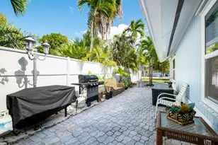 106 Gardenia Ave, Plantation Key, FL 33070 - Photo 35