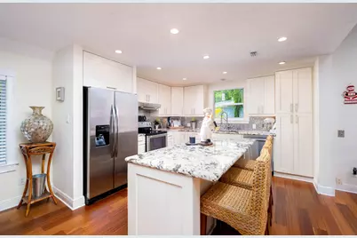 106 Gardenia Avenue, Plantation Key, FL 33070 - Photo 5