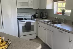 19525 Date Palm Dr, Sugarloaf Key, FL 33042 - Photo 3