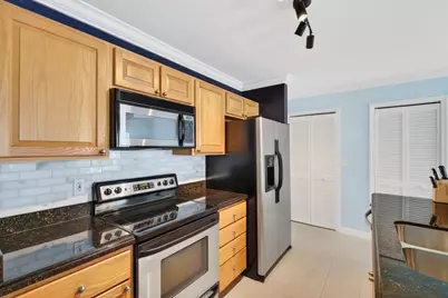 3029 N Roosevelt Boulevard #APT 11, Key West, FL 33040 - Photo 7