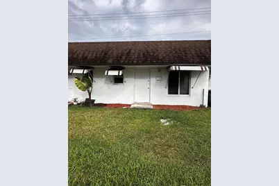 911 NE 5th Avenue #1, Homestead, FL 33030 - Photo 1