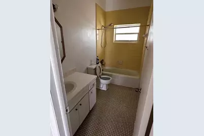 911 NE 5th Avenue #1, Homestead, FL 33030 - Photo 11