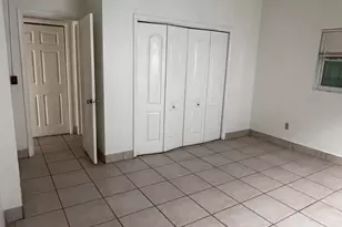 911 NE 5th Ave, Homestead, FL 33030 - Photo 9