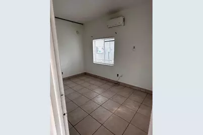 911 NE 5th Avenue #1, Homestead, FL 33030 - Photo 5