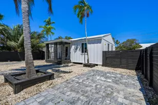2805 Flagler Ave, Key West, FL 33040 - Photo 3