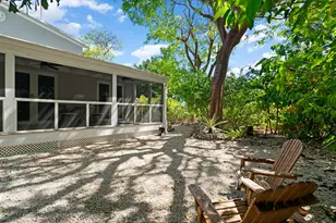 900 Oleander Rd, Key Largo, FL 33037 - Photo 27