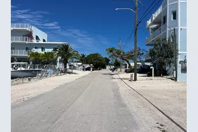 60 Avenue C, Key Largo, FL 33037 - Photo 13