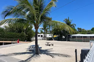 60 Avenue C, Key Largo, FL 33037 - Photo 31