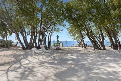 75710 Overseas Highway #1, Upper Sugarloaf Key, FL 33036 - Photo 25