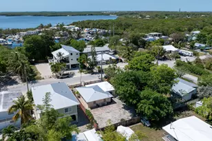 56 SE Marlin Ave, Key Largo, FL 33037 - Photo 5