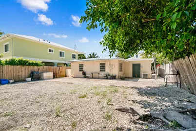56 SE Marlin Avenue, Key Largo, FL 33037 - Photo 15