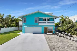 27395 St Lucie Ln, Ramrod Key, FL 33042 - Photo 37