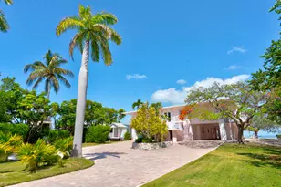 1101 Mastic St, Upper Matecumbe Key Islamorada, FL 33036 - Photo 3