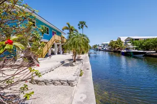 22953 John Silver Ln, Cudjoe Key, FL 33042 - Photo 37