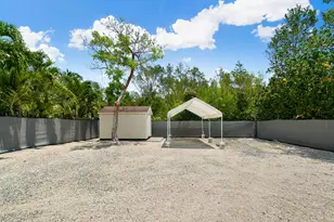4 Tina Pl, Key Largo, FL 33037 - Photo 23