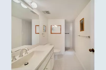 80450 Overseas Highway #204, Upper Matecumbe Key Islamorada, FL 33036 - Photo 23