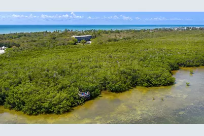 80450 Overseas Highway #204, Upper Matecumbe Key Islamorada, FL 33036 - Photo 33