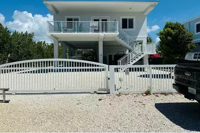 184 Ocean Shores Drive, Key Largo, FL 33037 - Photo 1