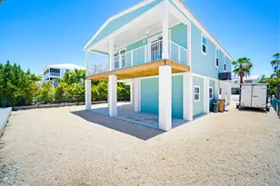 27345 Barbuda Ln, Ramrod Key, FL 33042 - Photo 13