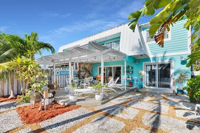 190 10th Street #190, Key Colony, FL 33051 - Photo 3